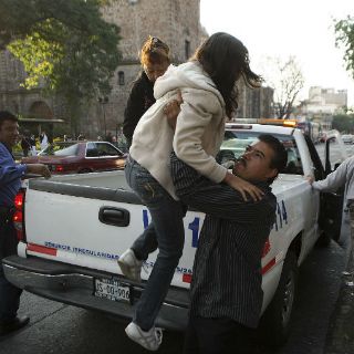 Pasajeros, sin ayuda de las autoridades