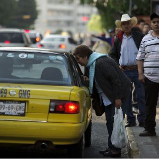 Diputado del PRI pide privilegiar diálogo ante transportistas