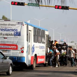 Si transportistas no pueden financiar, que renuncien: FEU