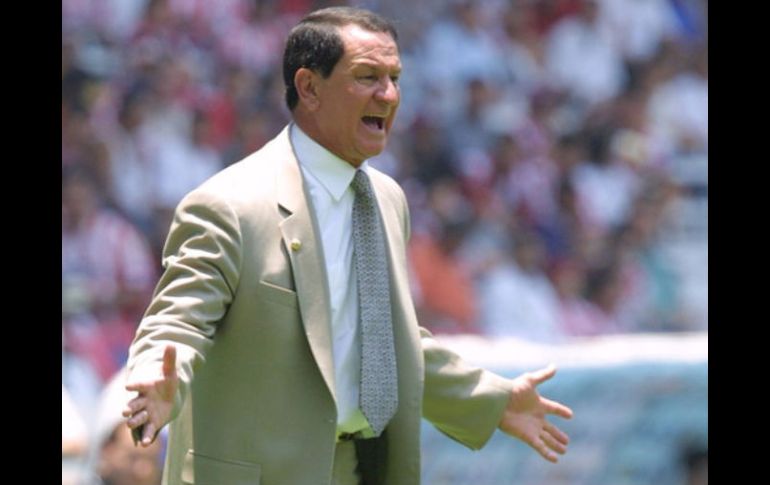 El 'Ojitos' Meza es el técnico más sobresaliente de la Liguilla, pues su equipo, el Toluca, es el superlíder del torneo. ARCHIVO  /