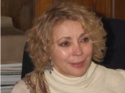 De la Garza felicitó a los autores por crear literatura inédita y experimental. ARCHIVO  /