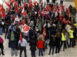 Fotografìa tomada durante la jornada de huelga general que vive hoy el país español en contra de las políticas del Gobierno.EFE  /