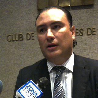 Industriales de Jalisco reprueban paro camionero