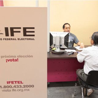 Credenciales con terminaciones “09” y “12” caducarán en 2014