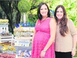 LAS HERMANAS. María José (la futura madre) y Sofía Álvarez.  /