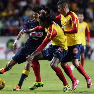 América pone un pie en semifinales