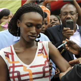 Vacuna contra meningitis logra franquear cadena del frío