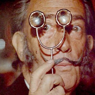 Subastan en París colección del Dalí más surrealista