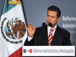 Dos semanas antes de asumir el poder, Peña Nieto anunció iniciativas para reforzar la seguridad y luchar contra la corrupción. EFE  /