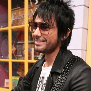 Beto Cuevas alista show en el Teatro Diana