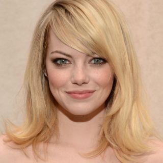 Emma Stone es la mejor vestida de 2012 en EU