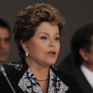 Dilma Rousseff crítica austeridad y exige crecimiento para Europa
