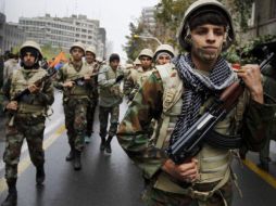 El mes pasado, unos 10 mil basij participaron en maniobras similares en una provincia occidental fronteriza con Irak. ESPECIAL  /