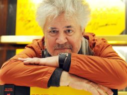 Almodóvar reconoció ser ''muy descarado'' y no tener ningún miedo al escenario. AP  /