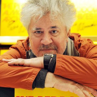 Almodóvar celebra el cine español ante la Academia británica