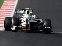 Sergio Pérez destacó que la carrera fue gran experiencia por la presencia de aficionados mexicanos. AP  /