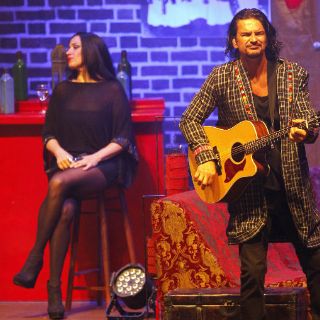 Arjona, entre el romance y la reflexión