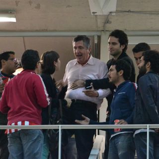 Cruyff desaprueba actitud de Vergara