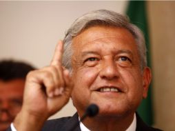López Obrador solicitó a sus compañeros establecer una auténtica campaña nacional de concientización, ética, cívica y política. ARCHIVO  /