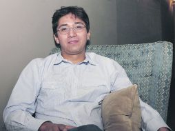 Chías pertenece al Sistema Nacional de Creadores y al Royal Court Theatre de Londres, es el autor de Insomnio y medianoche.  /