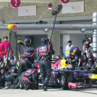 El suspenso dura una carrera más