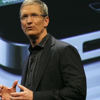 Tim Cook, el mejor pagado de los CEOs de EU