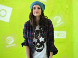 Gómez tuvo que eludir las preguntas de los paparazzi acerca de si estaba embarazada. AP  /