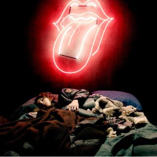 Los Stones reclutan a ''Lisbeth Salander'' en su nuevo video