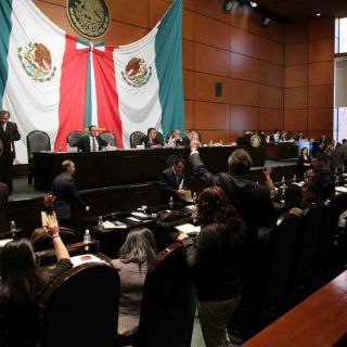 El PAN, contra desaparición de la Función Pública