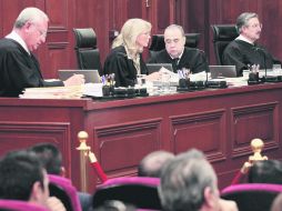 Paso en firme. La SCJN afirmó que ha dejado de existir la razón que motivó el aplazamiento de la resolución. ARCHIVO  /