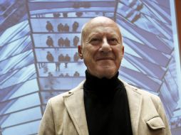 El arquitecto británico Norman Foster presentó en Madrid el ''Atlas de arquitecturas del siglo XXI''. EFE  /