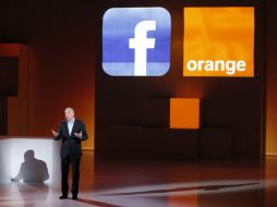 El CEO Stephane Richard habla de una alianza con Facebook durante una presentación para presentar las innovaciones de la firma. REUTERS  /