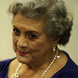 Rinden homenaje a Queta Lavat