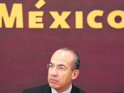 El Presidente Felipe Calderón reconoce que la iniciativa no es urgente, aunque sí es relevante. AP  /