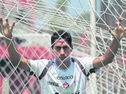 Cotizado. El zaguero Hugo Rodríguez es negociado con los felinos, pero aún no hay acuerdo para su traspaso.  /
