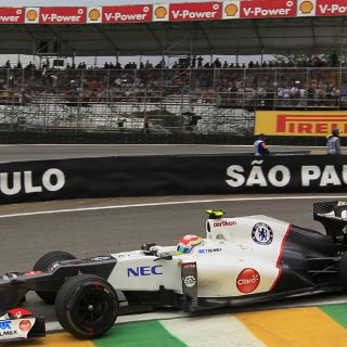 'Checo' quiere puntos en su despedida