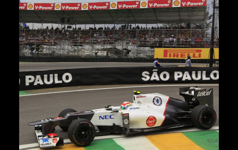 Sergio 'Checo' Pérez se despide en definitiva de Sauber luego s buenas campañas. AP  /