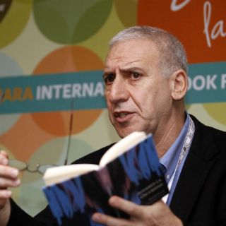 Todo cabe en la poesía de Edward Hirsch