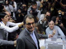 El gobernante Convergencia i Unió (CiU) de Artur Mas es el favorito para llevarse las elecciones. AFP  /