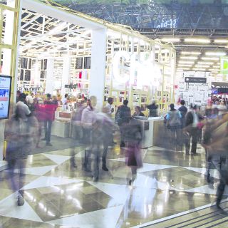 Franzen y Poniatowska marcan la segunda jornada de la FIL