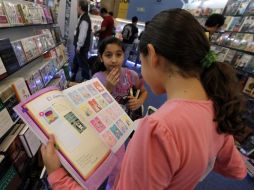 La obra nació del seminario permanente de Traducción Literaria de la Facultad de Filosofía y Letras. ARCHIVO  /