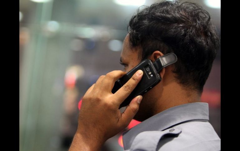 Al 30 de septiembre de 2012, AMX tenía aproximadamente 256 millones de suscriptores celulares.  /