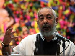 El escritor presenta ''Herejes'', donde recupera a su personaje más conocido, el policía cubano Mario Conde. EFE  /