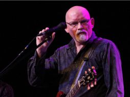 El multiinstrumentalista británico Brendan Michael Perr durante un concierto en solitario. ARCHIVO  /