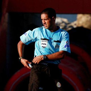 Roberto García Orozco dirige la 'ida'