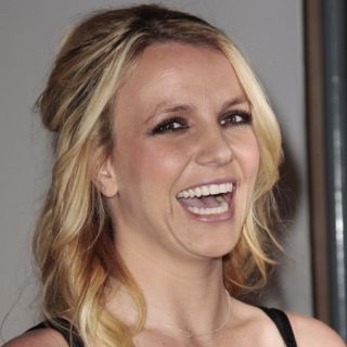 Britney Spears y Will i am estrenan video de ''Scream and Shout''