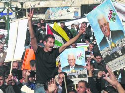 FIESTA.- Palestinos celebran el reconocimiento como Estado observador en la ONU. AP  /