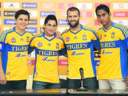 Francisco Torres, Danilinho, Emanuel Villa y el ex atlista Hugo Rodríguez fueron presentados ayer en el club de los felinos. MEXSPORT  /