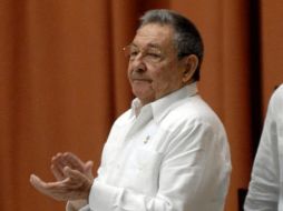 Raúl Castro, quien firmó el decreto que normaliza la tarifa para las llamadas a EU. ARCHIVO  /