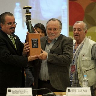 Hervi recibe el homenaje de caricatura La Catrina